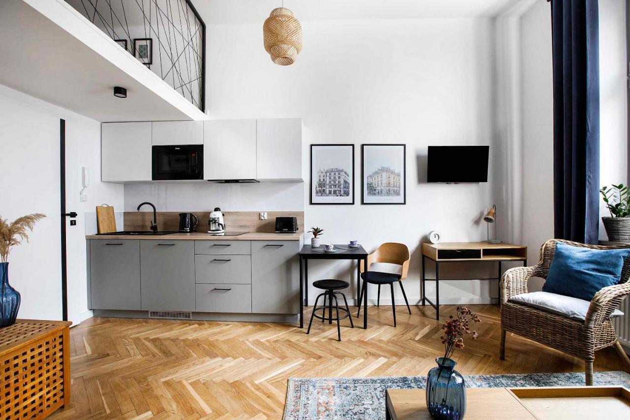 קרקוב Charming Studio With Kitchen - Old Town, Main Station מראה חיצוני תמונה